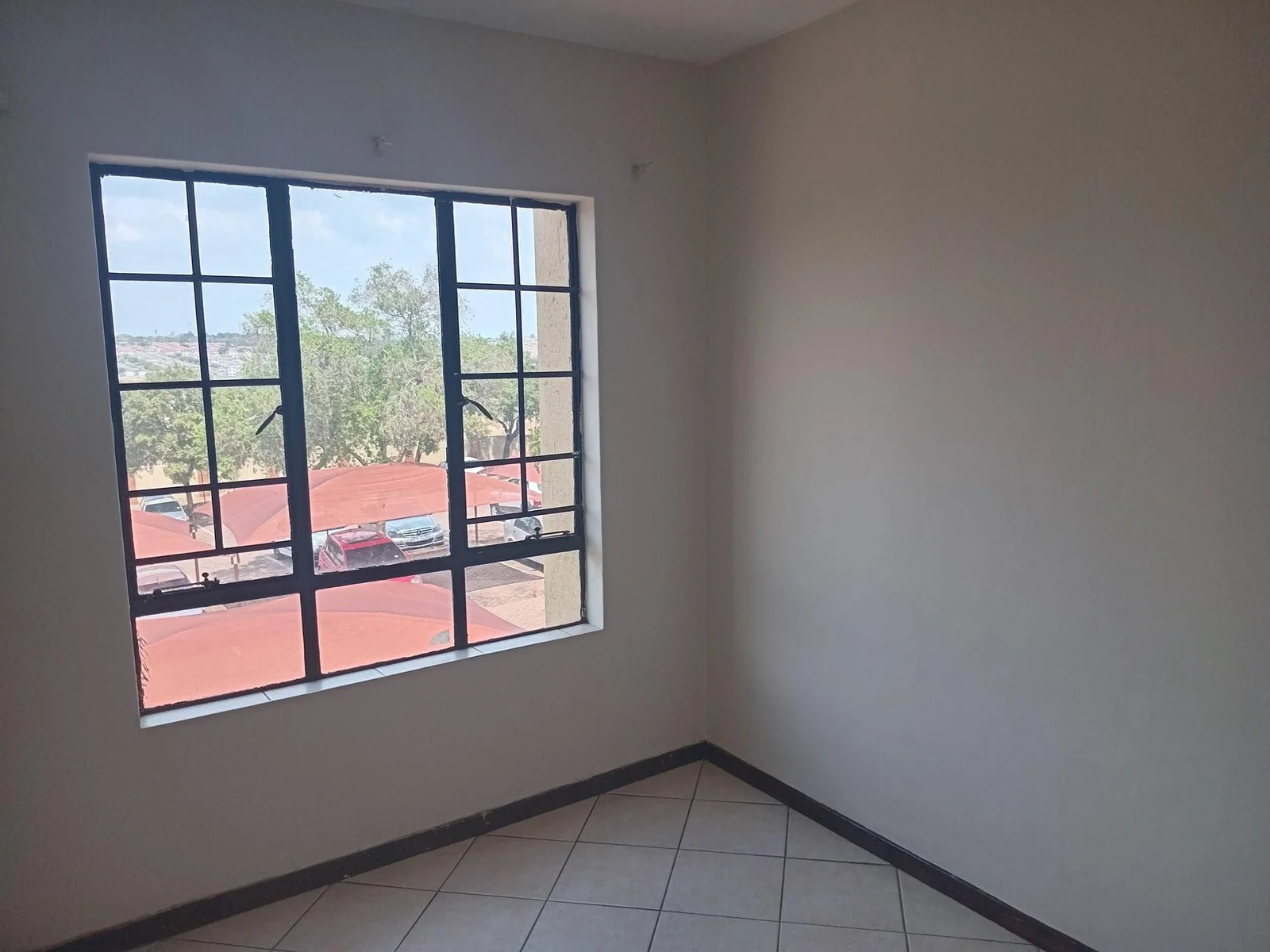 A Lovely 2 bed apartment in Sagewood