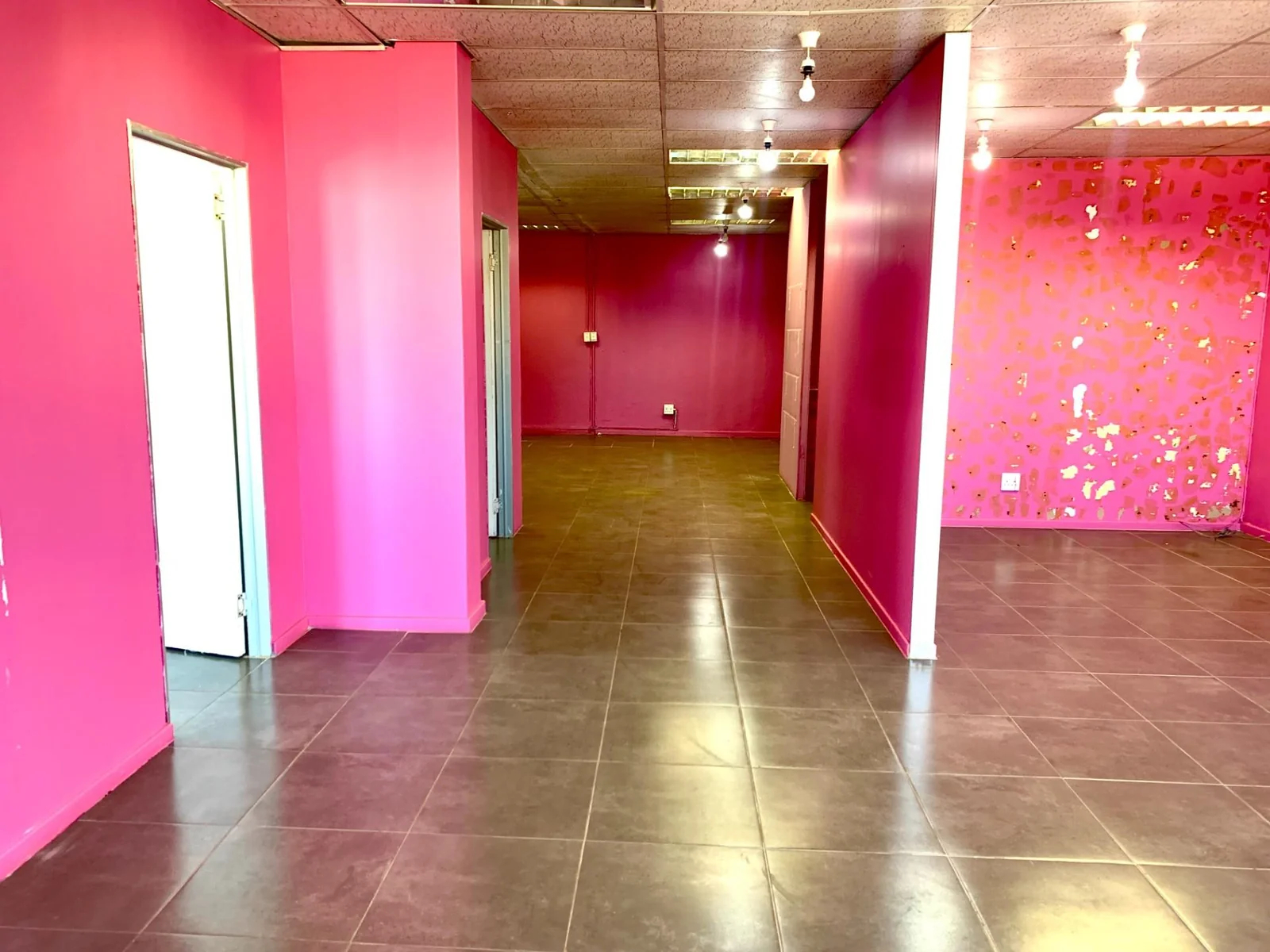 Premium 142m² Office Space to Let in Midrand – Ideal for Wellness Centres, Law Firms, Call Centres, Etc.