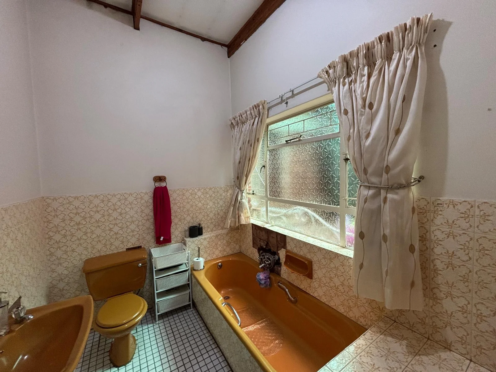 FOR THE BIGGER FAMILY, IT'S ALL HERE ....!!