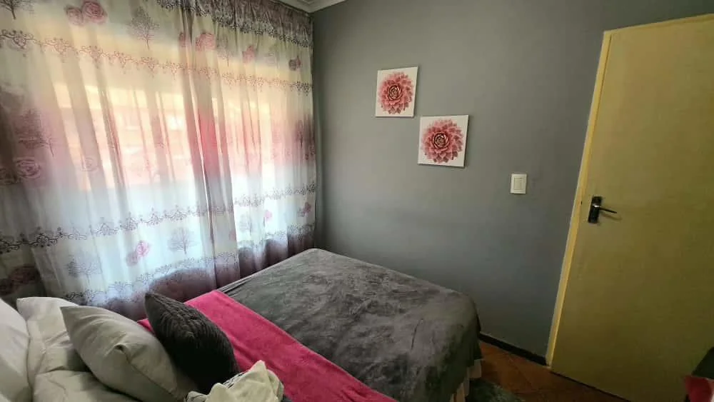 Light, Space, and Modern Comfort Await You at Dunlin Palms