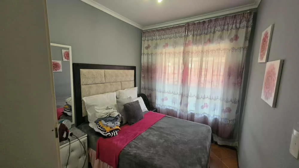 Light, Space, and Modern Comfort Await You at Dunlin Palms