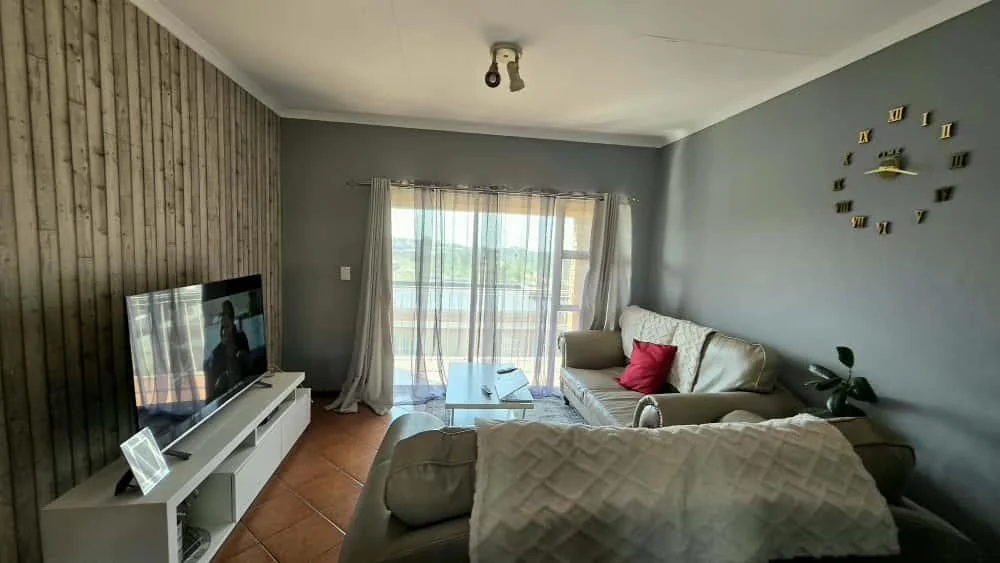 Light, Space, and Modern Comfort Await You at Dunlin Palms