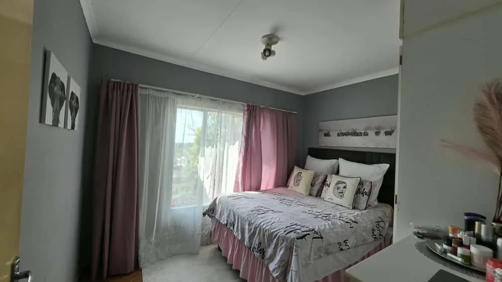 Light, Space, and Modern Comfort Await You at Dunlin Palms