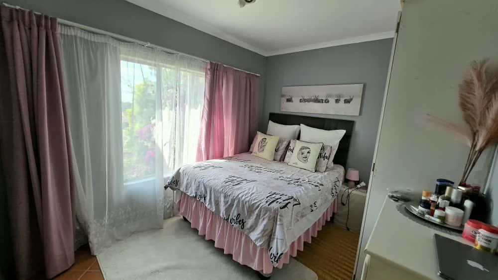 Light, Space, and Modern Comfort Await You at Dunlin Palms