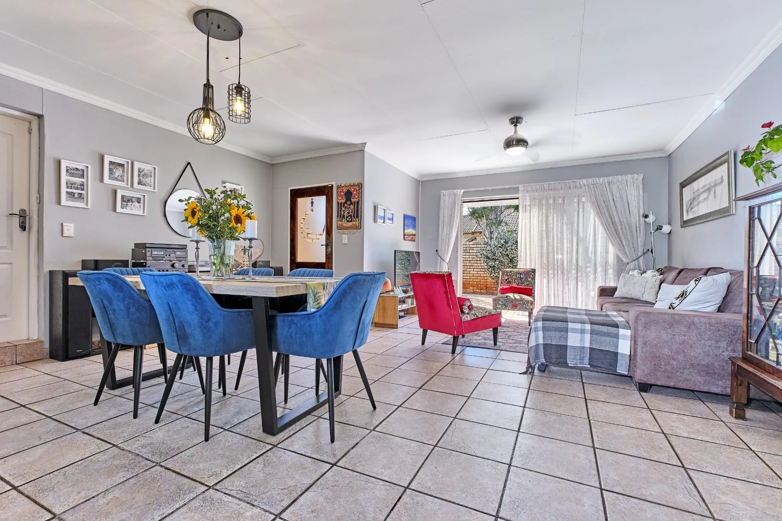 Contemporary Comfort Meets Effortless Living in the Heart of Willowbrook