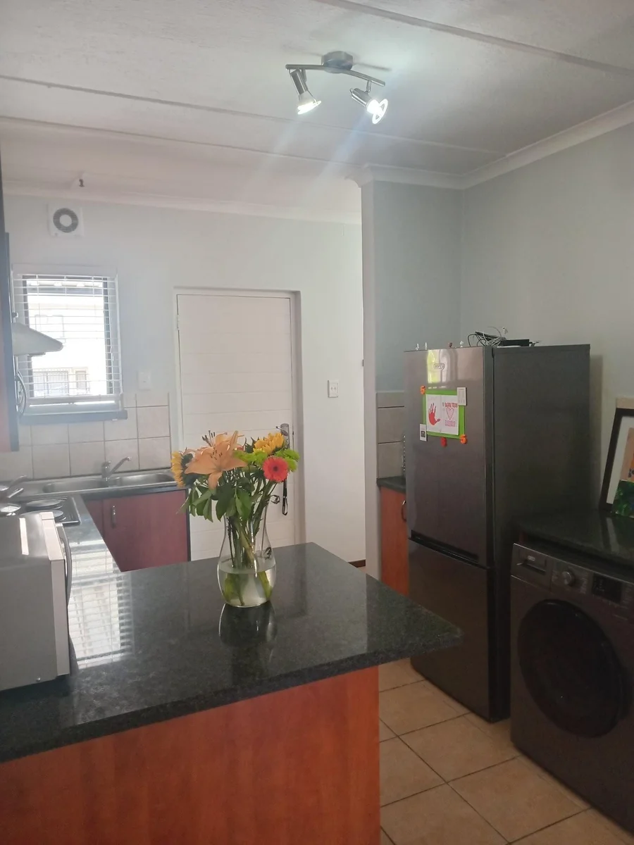 A decent 2 bed 2 baths apartment in Erand Gardens