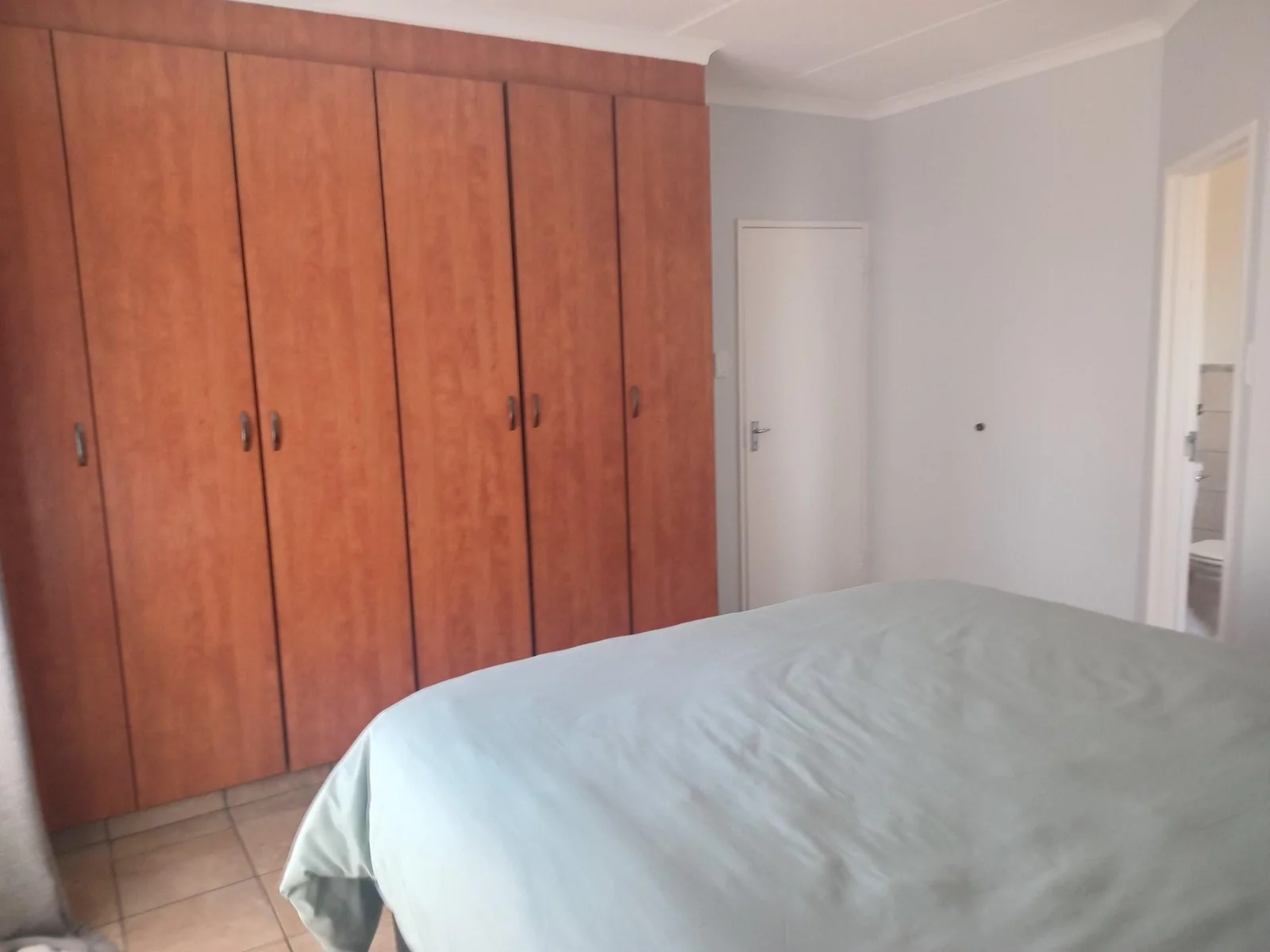 A decent 2 bed 2 baths apartment in Erand Gardens