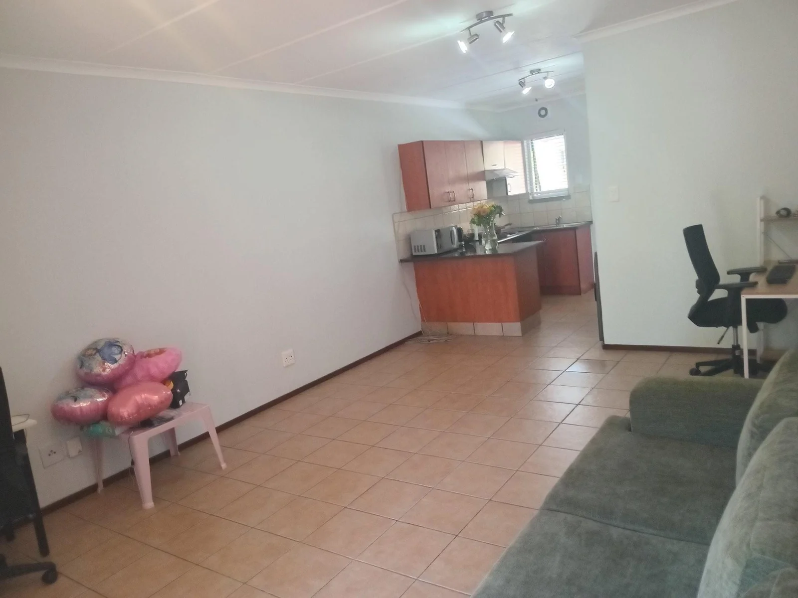 A decent 2 bed 2 baths apartment in Erand Gardens