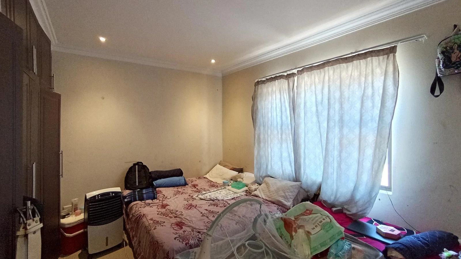 odern 3 bedroom apartment