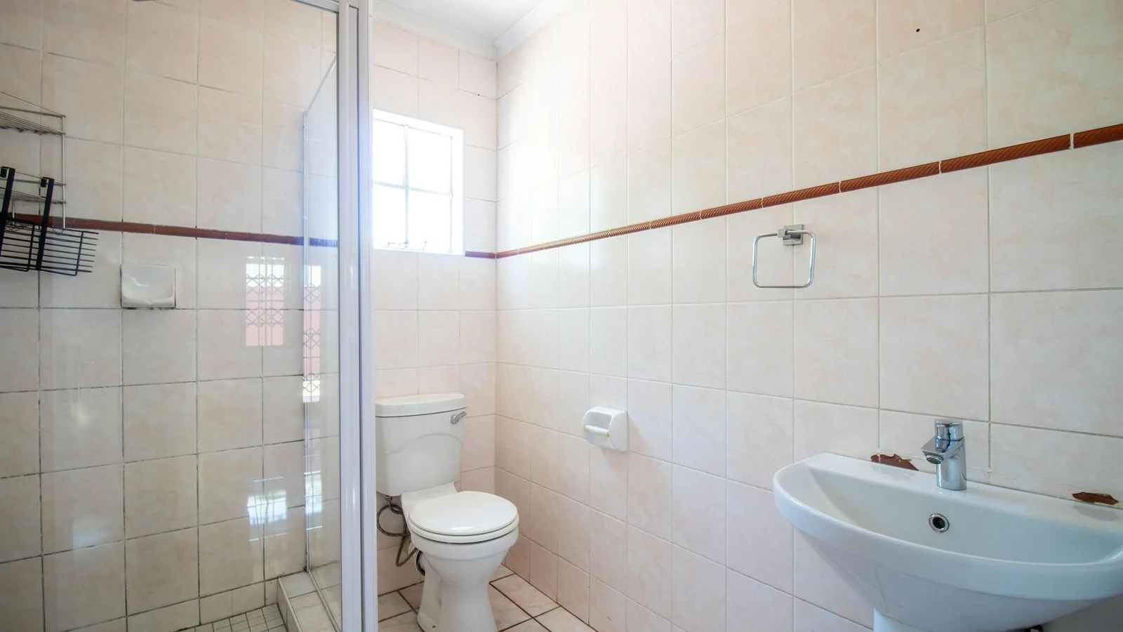 Simplex For Sale in Halfway Gardens