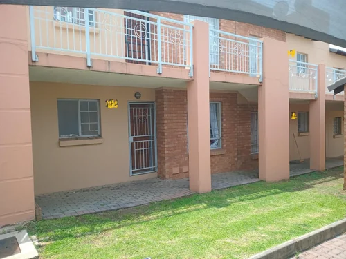 Erand Gardens, Midrand