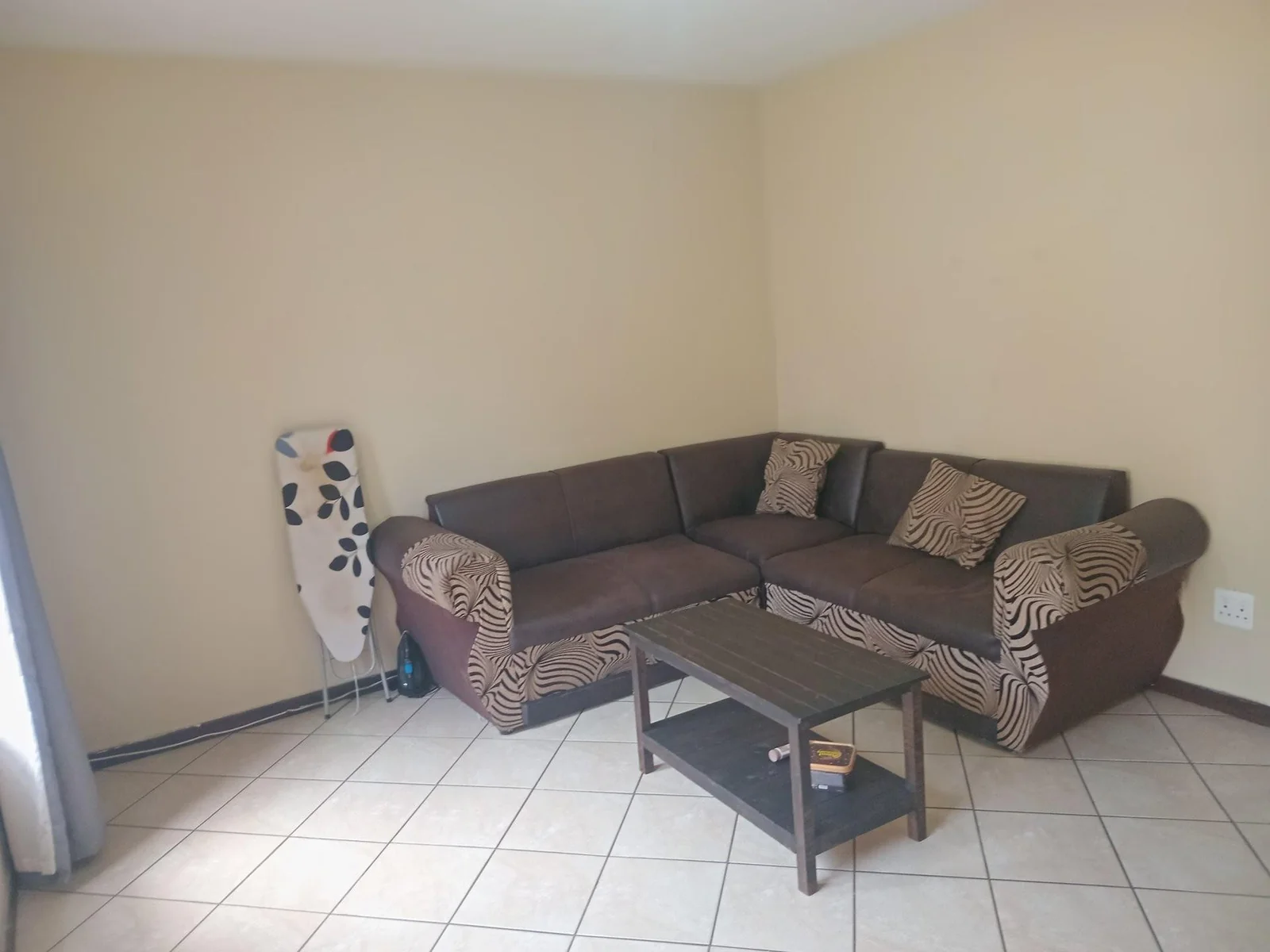 A lovely 2 bed ground apartment with  a Lockup garage in Erand Gardens, Midrand.