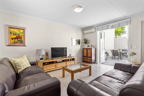 13 Kromme Rhee, Nooitgedacht Village, Stellenbosch