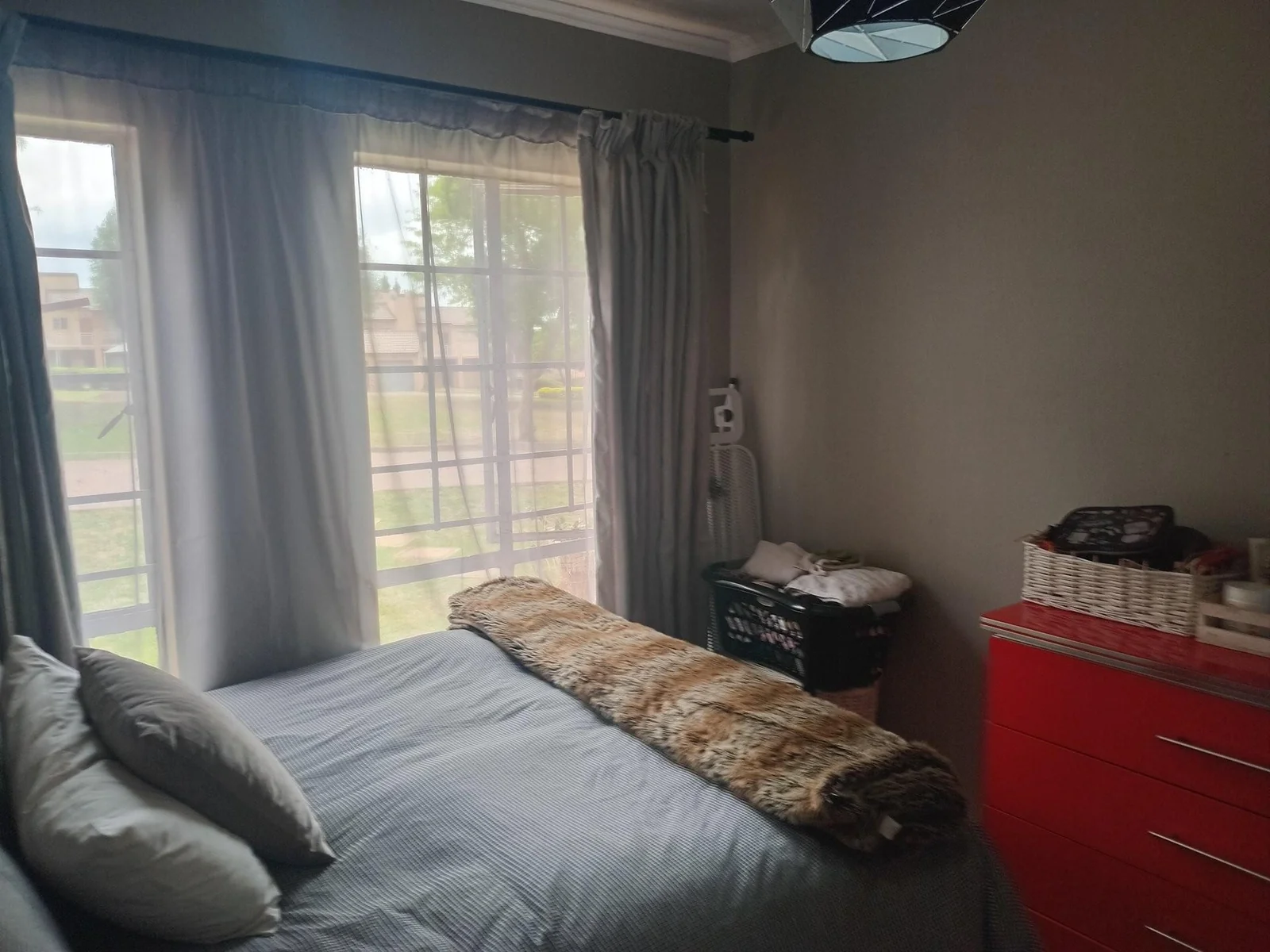 A stunning 2bed  ground apartment with a garden & lockup garage in Erand  Gardens, Midrand