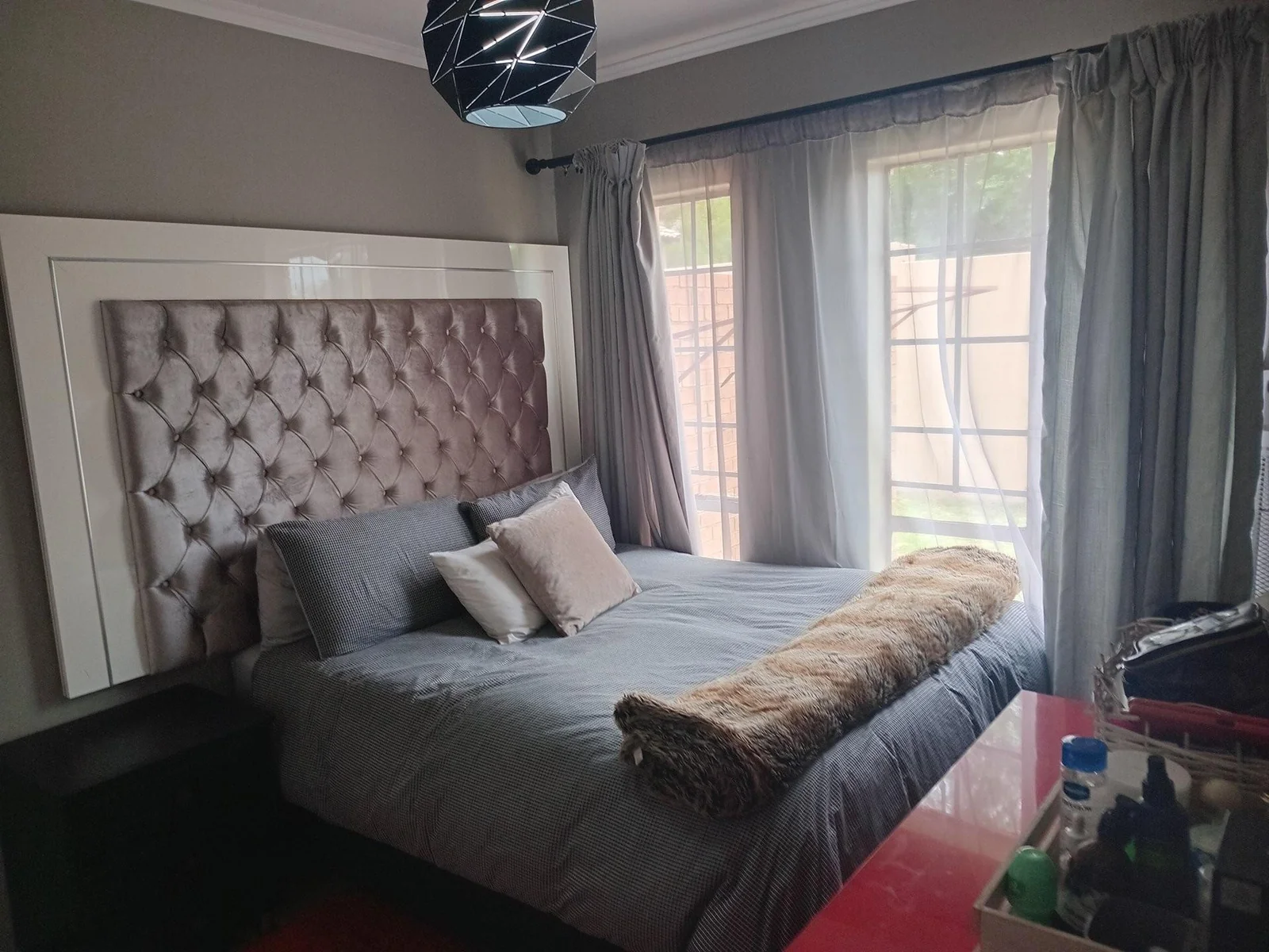 A stunning 2bed  ground apartment with a garden & lockup garage in Erand  Gardens, Midrand