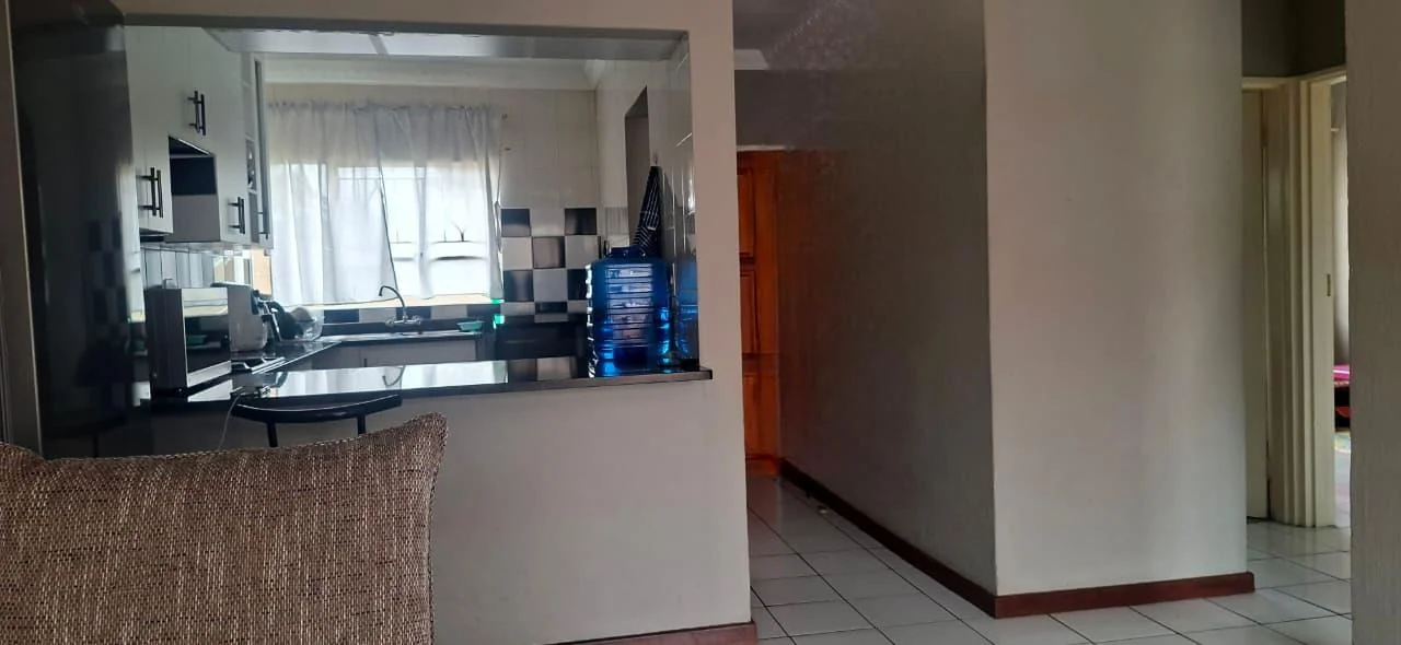 Two bedrooms with Lock up Garage apartment for Sale in Vorna Valley