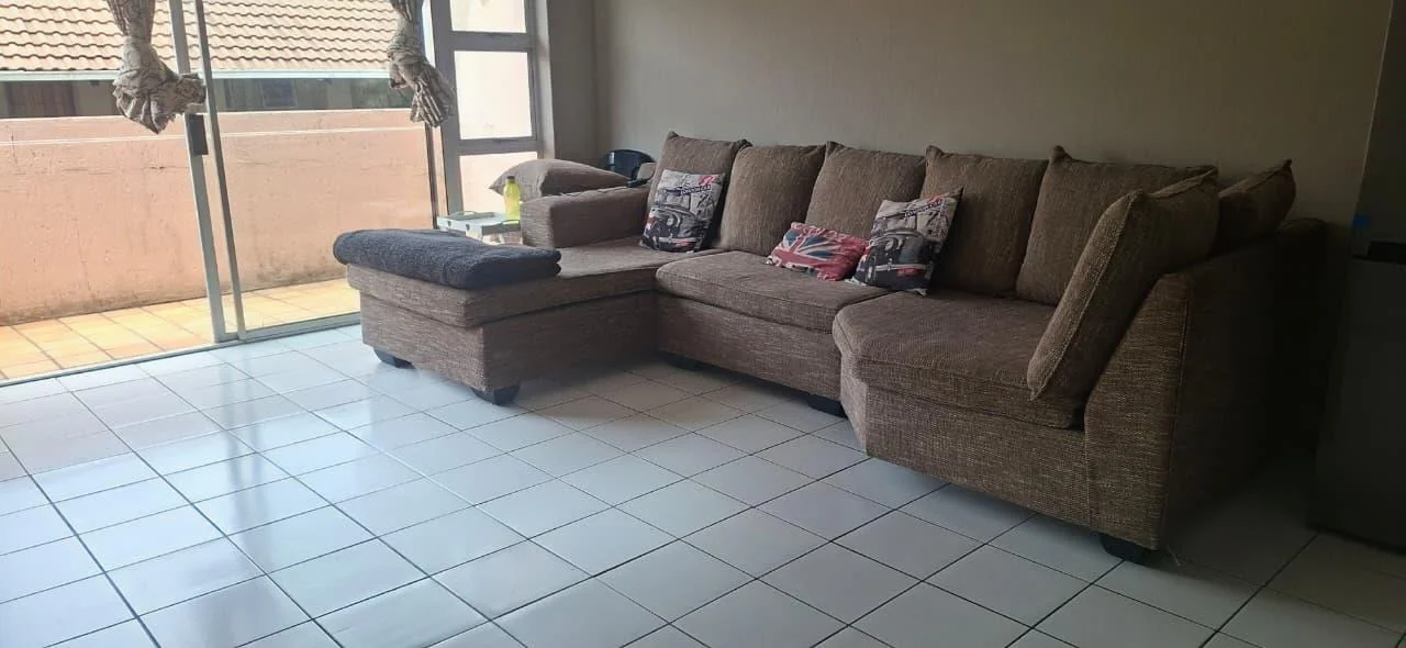 Two bedrooms with Lock up Garage apartment for Sale in Vorna Valley