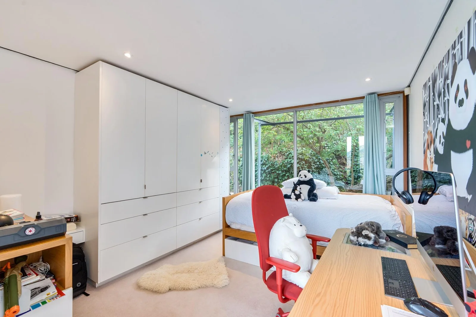 Hout Bay’s most complete family estate – tennis, cottage, solar, elevator – irreplaceable at this price.