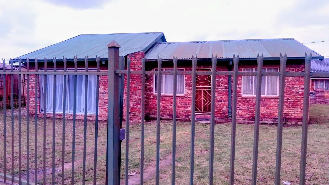 3 Bedroom house for sale in Bohlokong