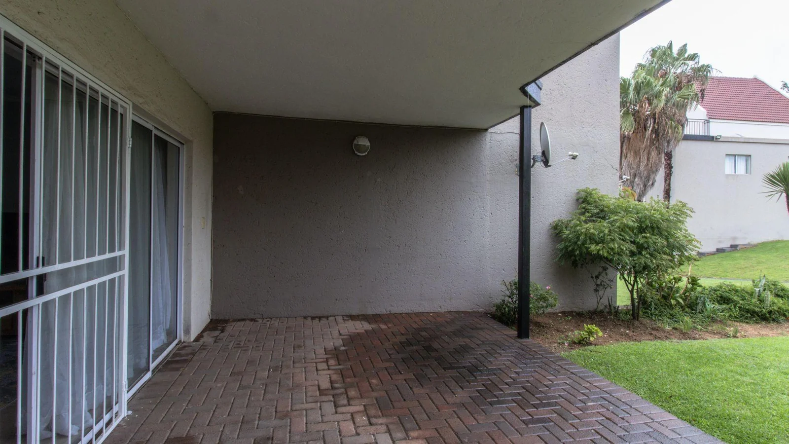 Modern Comfort & Secure Living in Halfway Gardens