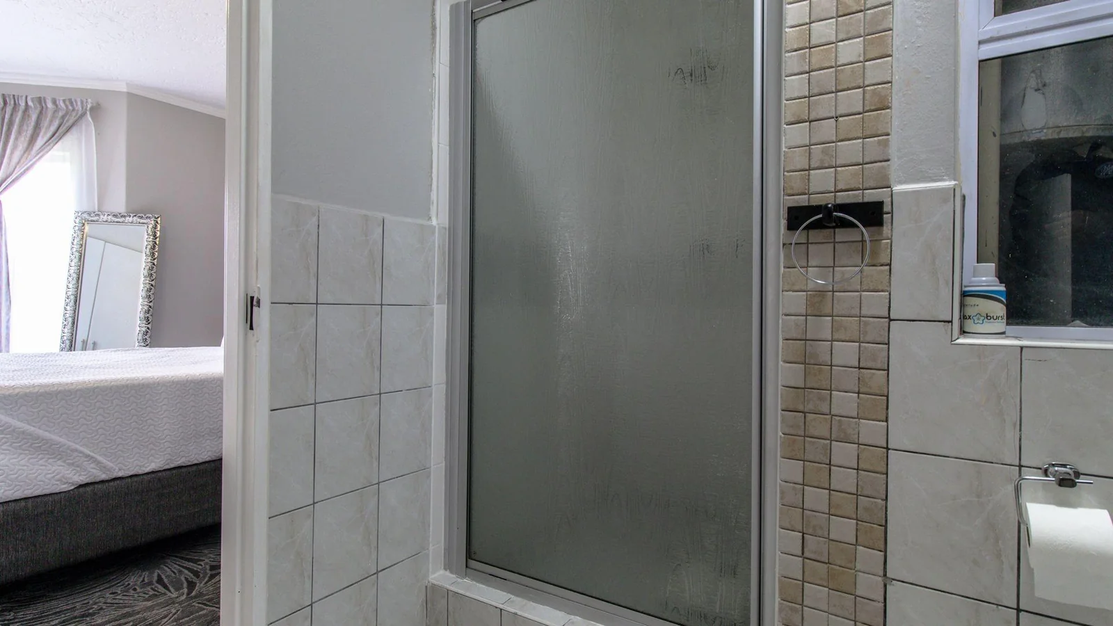 Modern Comfort & Secure Living in Halfway Gardens