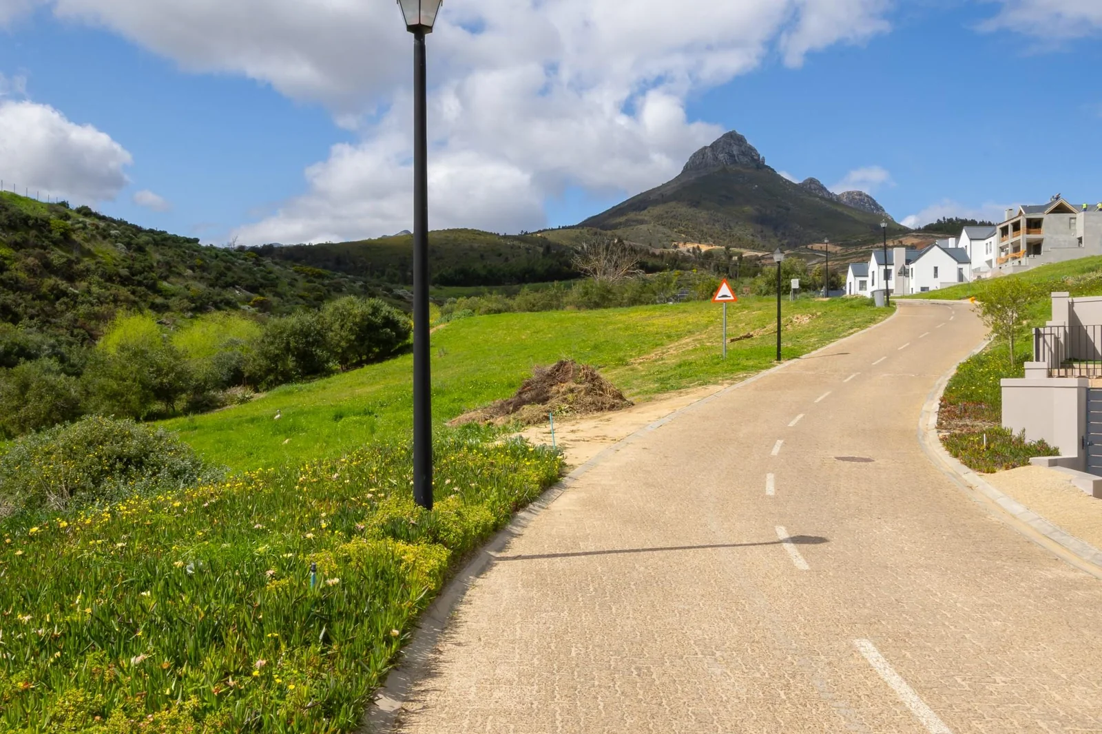 Excellent Security Estate