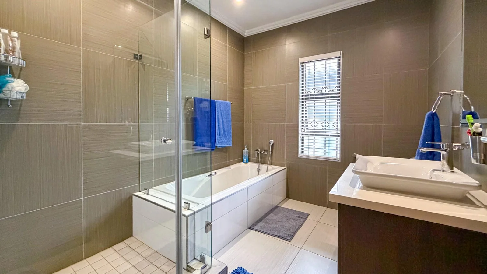 Exclusive Sole Mandate | Single-Level Family Home That Feels Like Home Instantly