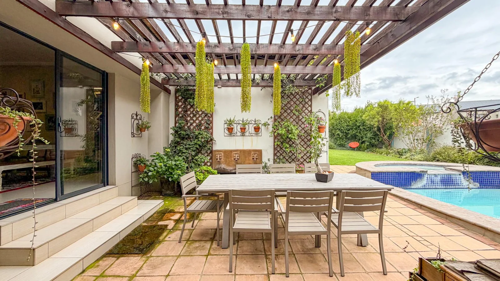 Exclusive Sole Mandate | Single-Level Family Home That Feels Like Home Instantly