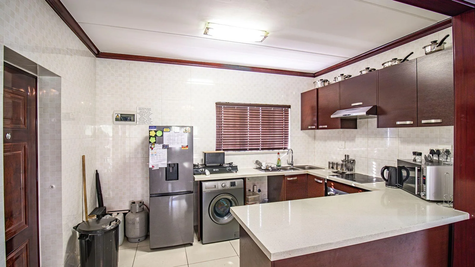 Luxury Corner Ground-Floor Apartment in the Heart of Summerset — Perfect for Families, Professionals & Retirees