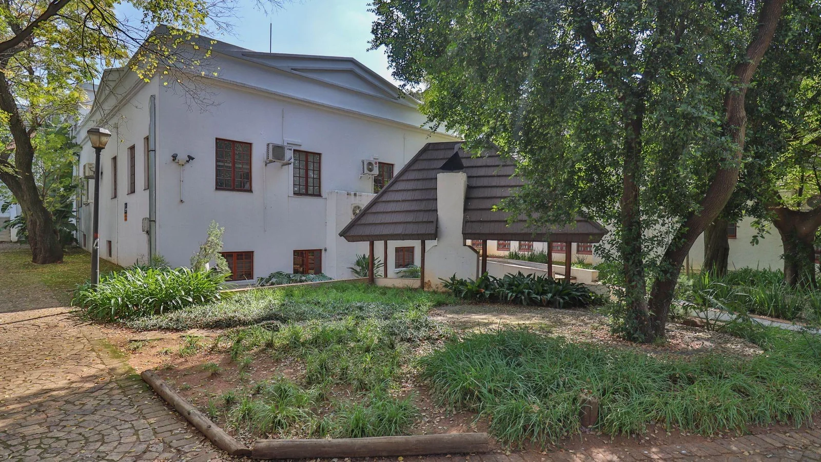 R4,500 / Month – Serviced 2-Person Office in Constantia Business Centre, Constantia Park, 546 16th Road, Midrand