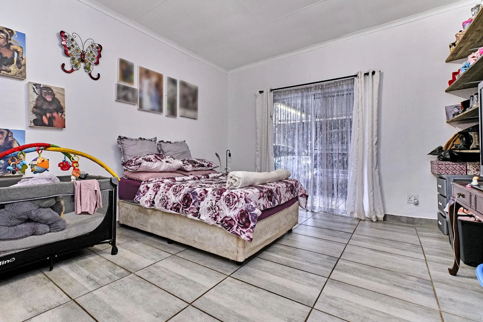 Fabulous, Versatile, Dual Family Living or Income-Generating Property!