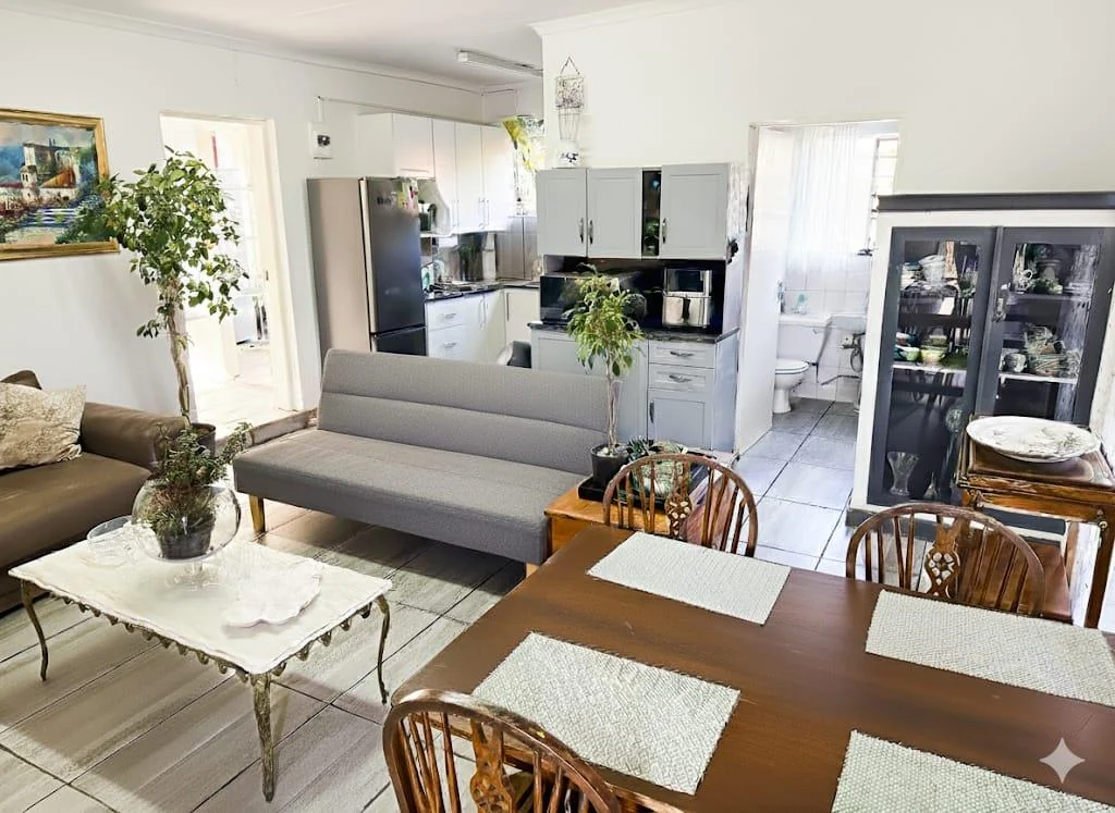 Fabulous, Versatile, Dual Family Living or Income-Generating Property!