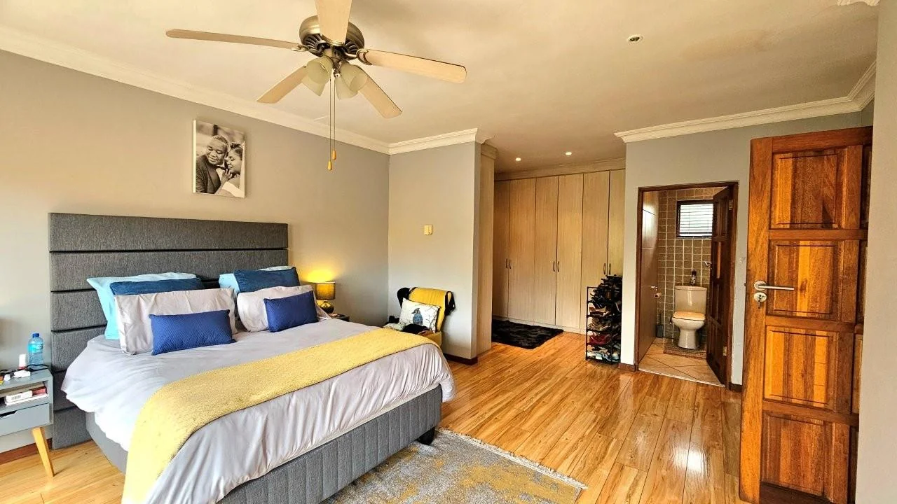 MIDSTREAM ESTATE: A PREMIER RESIDENTIAL COMMUNITY