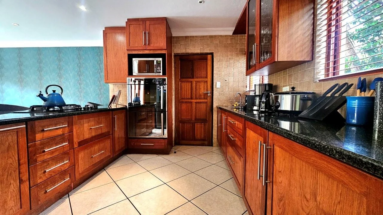 MIDSTREAM ESTATE: A PREMIER RESIDENTIAL COMMUNITY