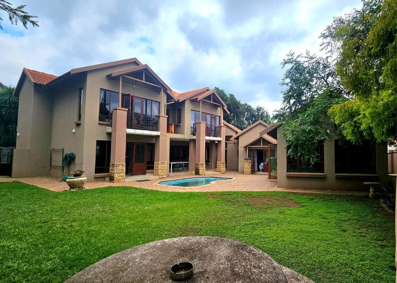 MIDSTREAM ESTATE: A PREMIER RESIDENTIAL COMMUNITY