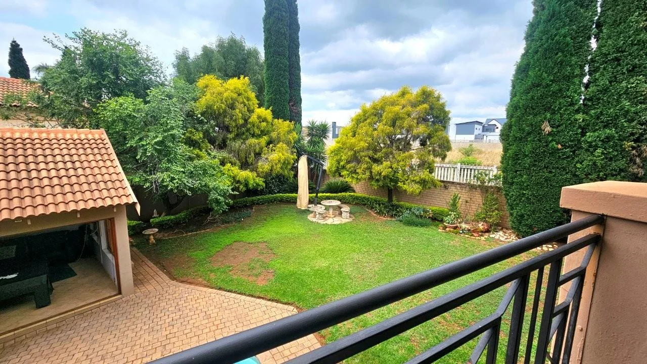 MIDSTREAM ESTATE: A PREMIER RESIDENTIAL COMMUNITY