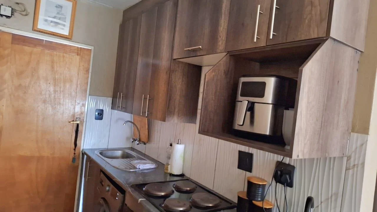 Perfect Starter Home or Investment Opportunity!