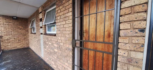 Kempton Park Central, Kempton Park