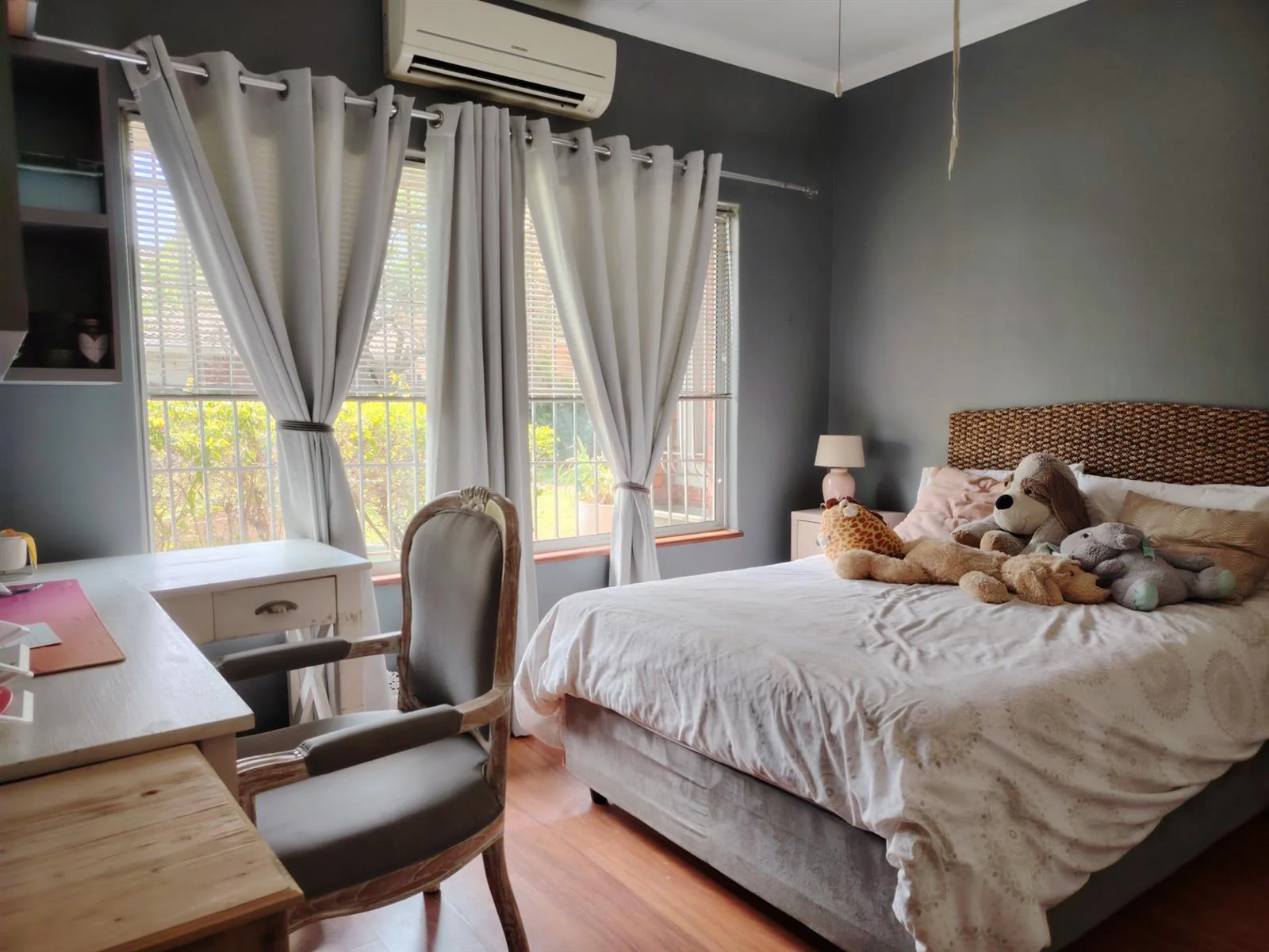 Beautiful 4-Bedroom Home in a Leafy, Sought-After Suburb<br/>