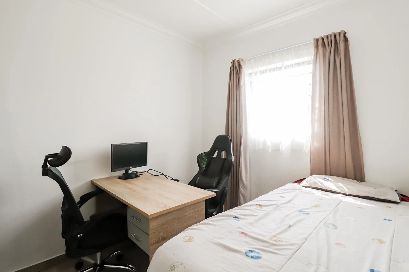 Modern Apartment Available for Rent