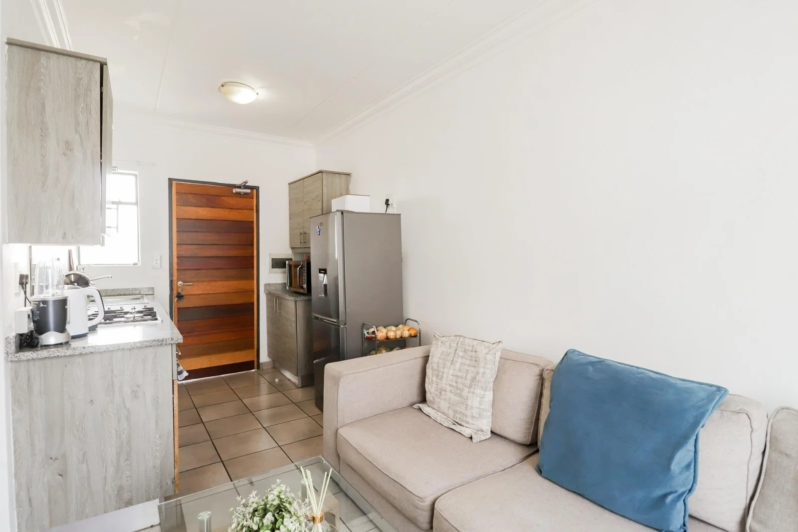 Modern Apartment Available for Rent