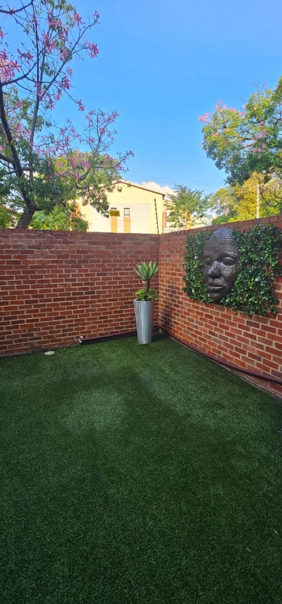 Luxury Apartment for To Let in Menlo Park!