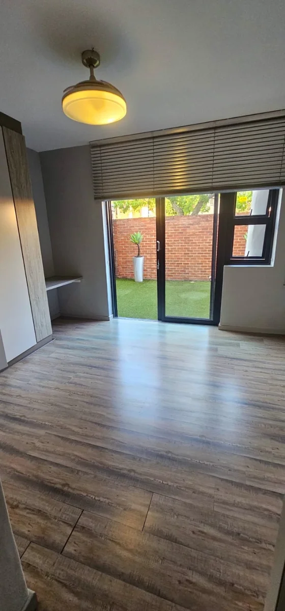 Luxury Apartment for To Let in Menlo Park!