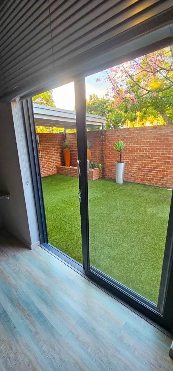 Luxury Apartment for To Let in Menlo Park!