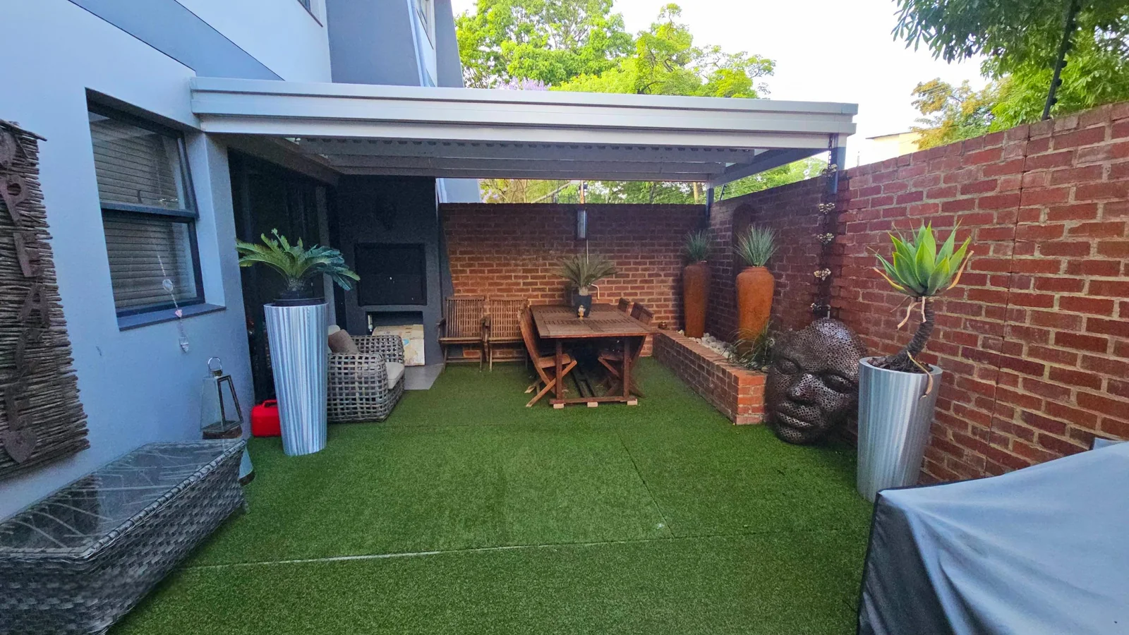 Luxury Apartment for To Let in Menlo Park!