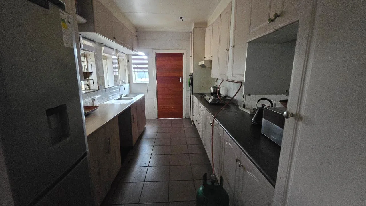 A Peaceful Family Retreat on a Large Stand in Popular Terenure<br/><br/>