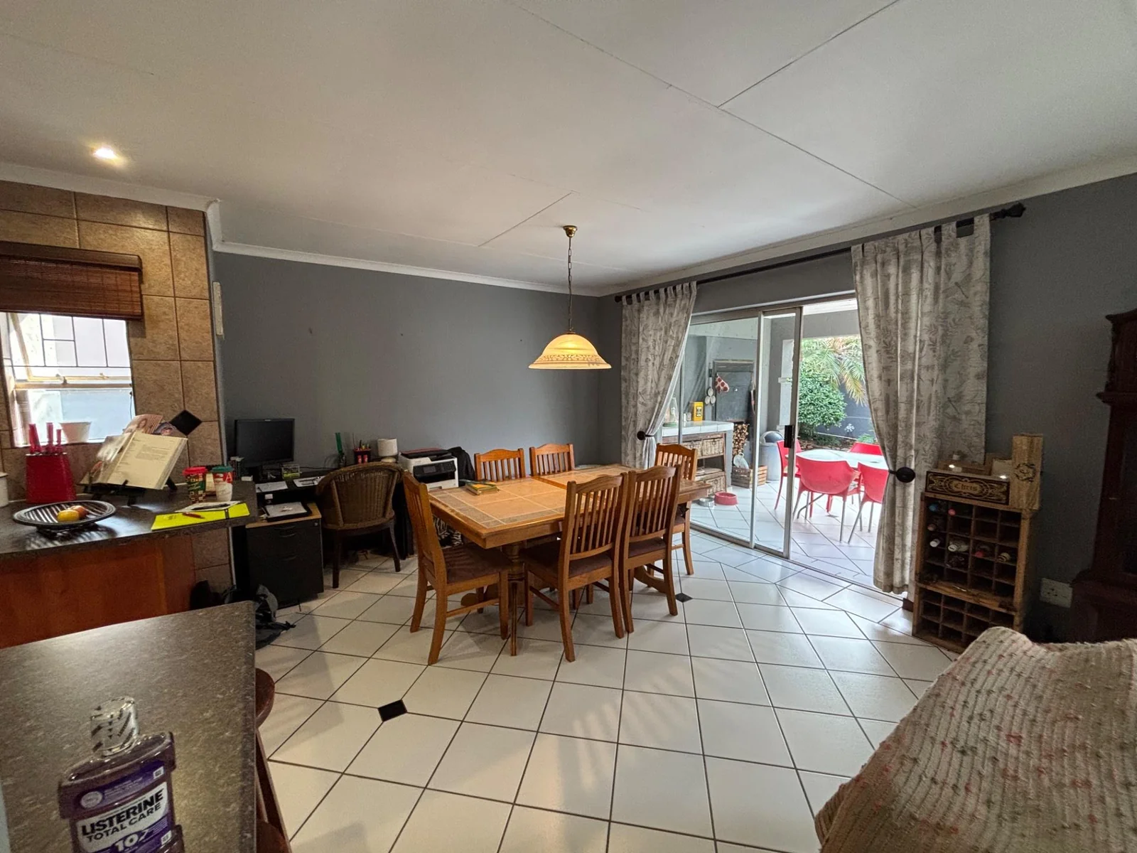 NOT TO BE MISSED .... INSIDE SMALL SECURITY ESTATE.