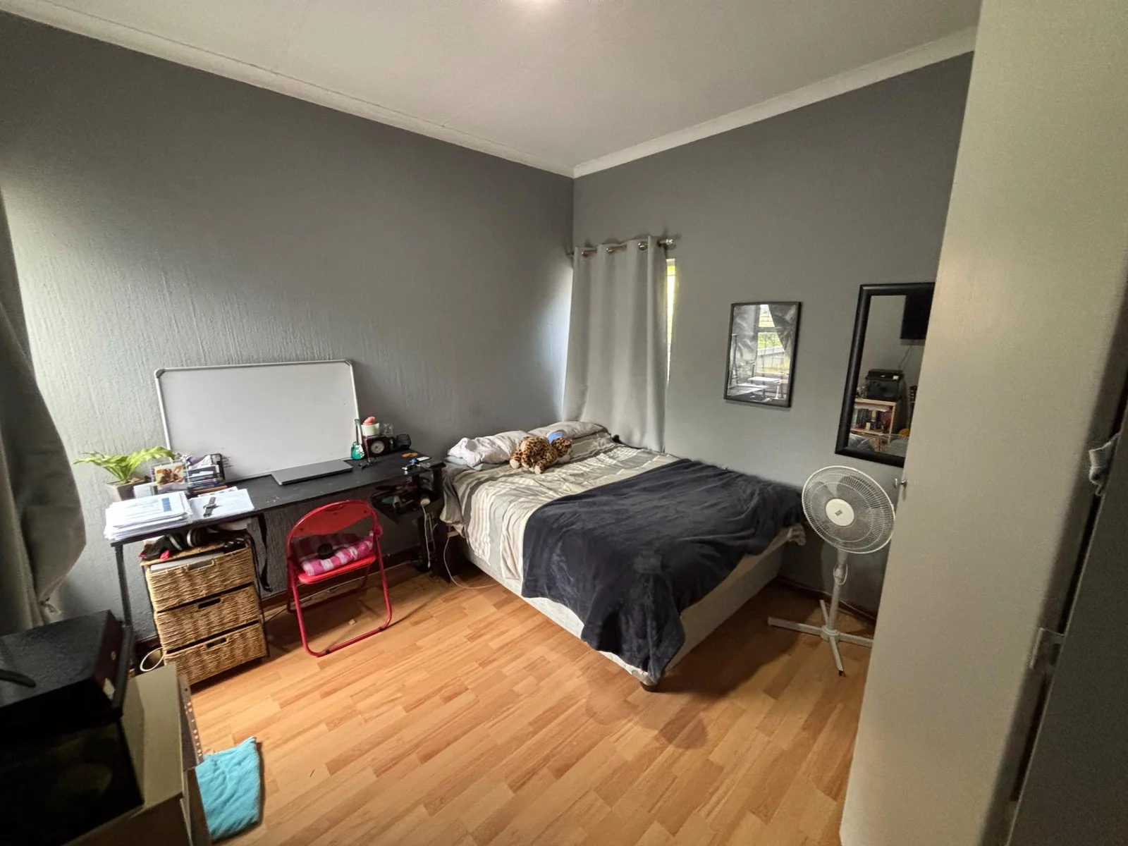 NOT TO BE MISSED .... INSIDE SMALL SECURITY ESTATE.