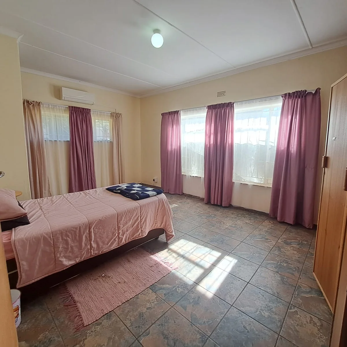 4 Bedroom House For Sale
