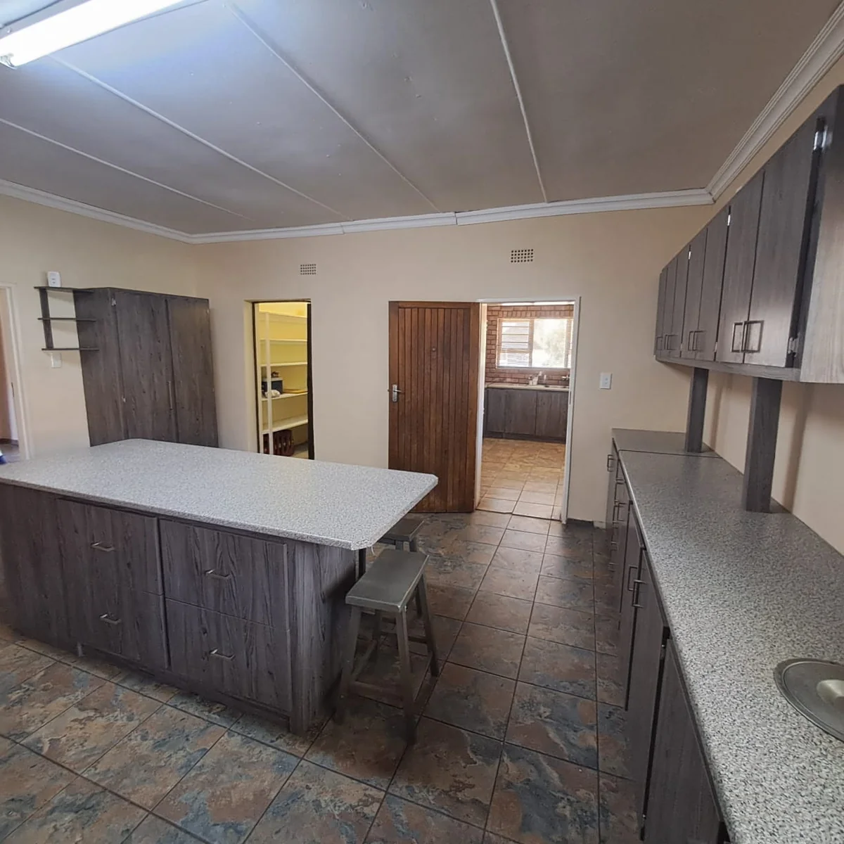 4 Bedroom House For Sale